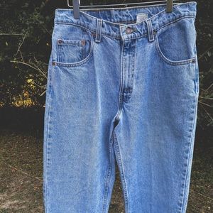 Levi's Loose Fit Tapered Leg